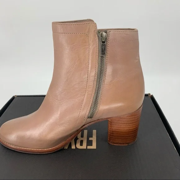 NIB Frye Boots Addie Inside Zip Short 9.5M Grey Women’s Booties Genuine Leather - Picture 3 of 7